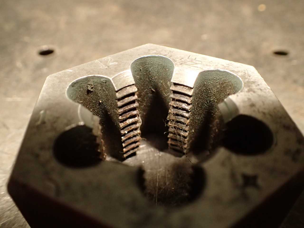 Cleveland 1" -12 NF Hexagon Body Rethreading Die: 1-13/16" Across Flats USA - END MILLS