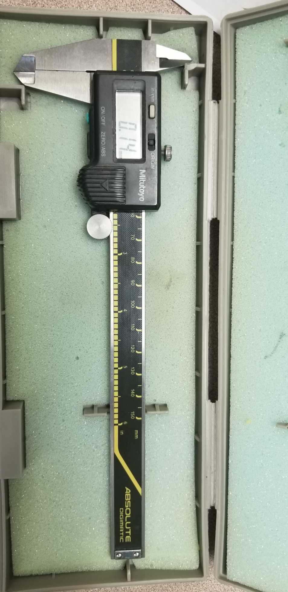 Mitutoyo Digital Caliper Mitutoyo Digital Caliper