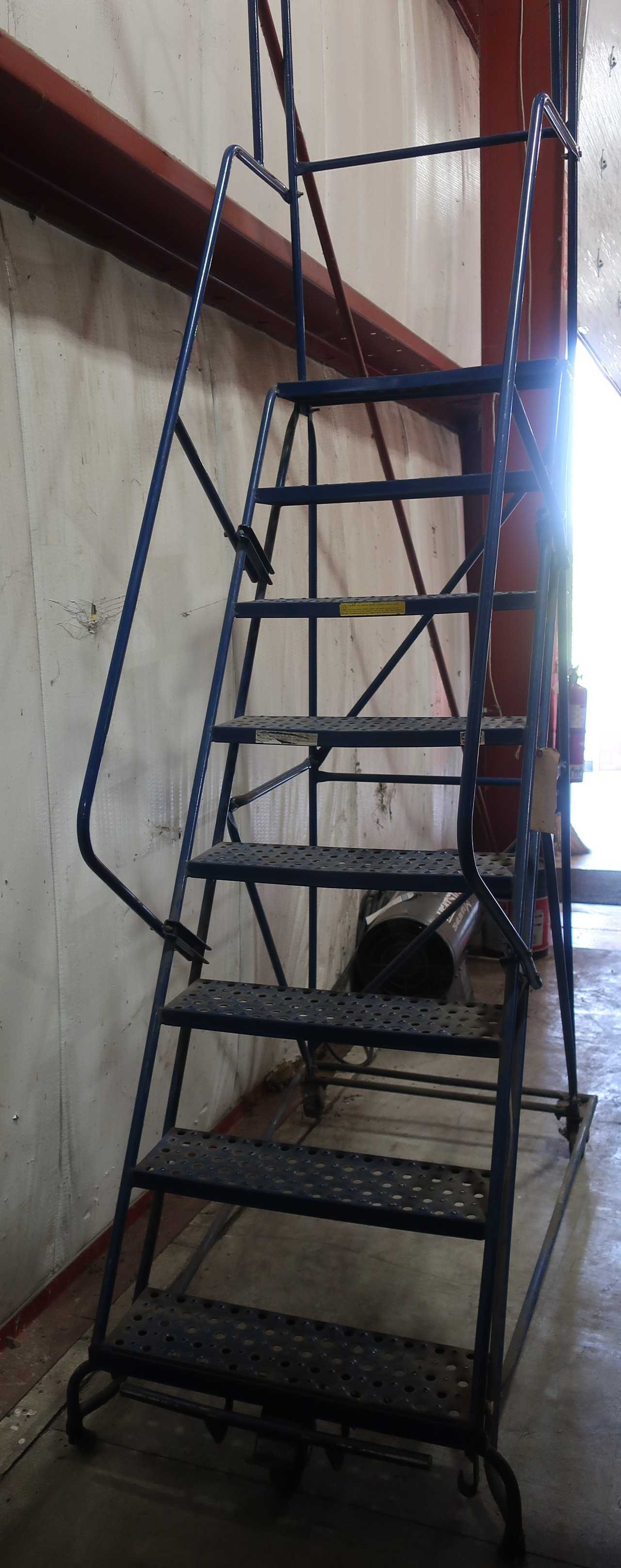 LOUISVILLE ROLLING WAREHOUSE LADDER - MATERIAL HANDLING