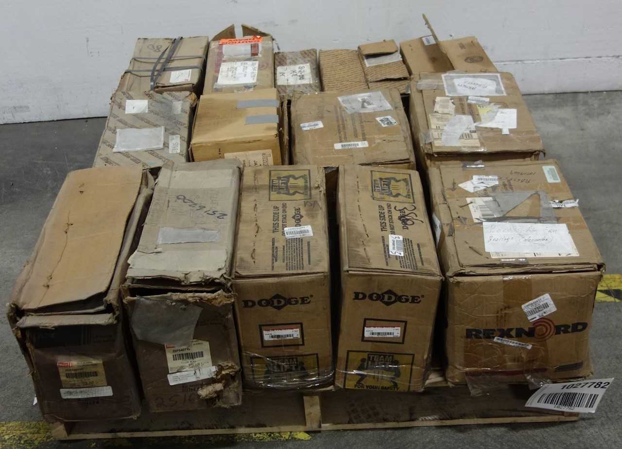 LOT OF ASSORTED PILLOW BLOCKS BEARINGS - BEARINGS