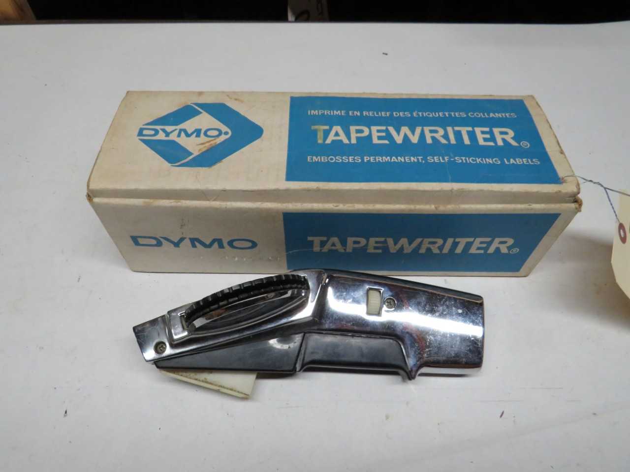 LOT OF 2 DYMO TAPEWRITER M-11 1011 - ELECTRIC POWER TOOLS