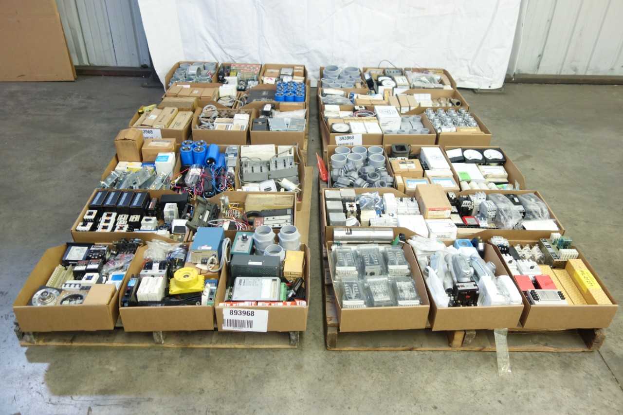 4 PALLETS OF ASSORTED ELECTRICAL CONTROLS - ELECTRICAL COMPONENTS