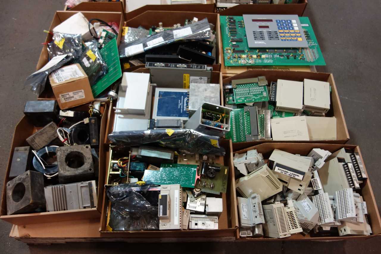 2 PALLETS OF ASSORTED ELECTRICAL MODULES, RELAYS, CIRCUIT BOARDS, CONTROLLERS , TRANSFORMERS, POWER SUPPLY - ALLEN BRADLEY, ACOPIAN,TELEDYNE - ELECTRICAL COMPONENTS