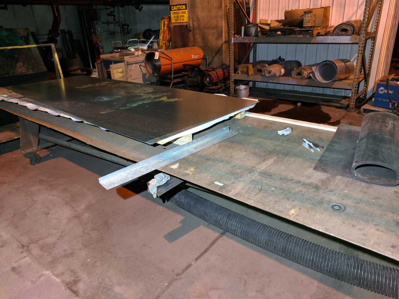 PORTABLE STEEL WORK TABLE (SHEET METAL NOT INCLUDED) - MATERIAL HANDLING
