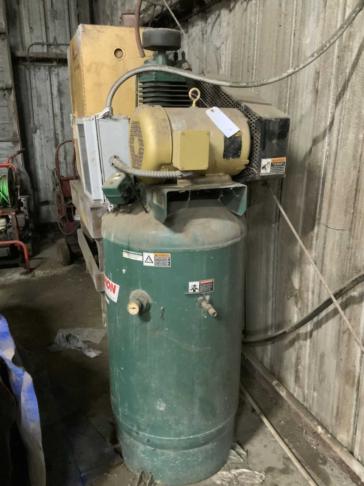 GARDNER DENVER CHAMPION 7.5 HP AIR COMPRESSOR - AIR COMPRESSORS