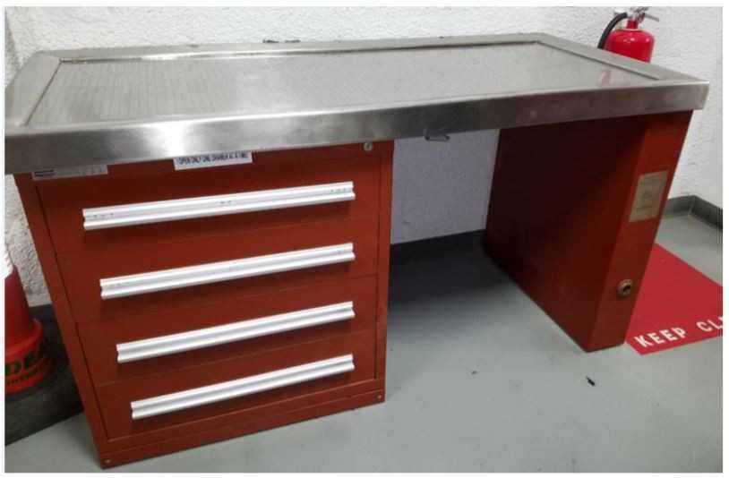 Anton Paar Drain Table, 4 drawers, Good Condition - TOOL STORAGE