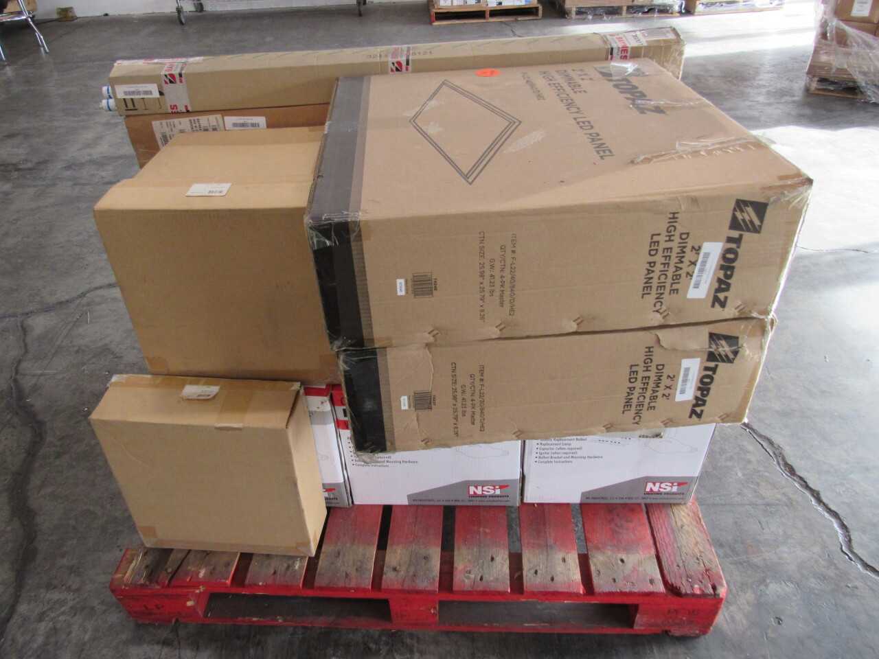 Pallet of 75x Assorted Lights & LEDs - LIGHTING