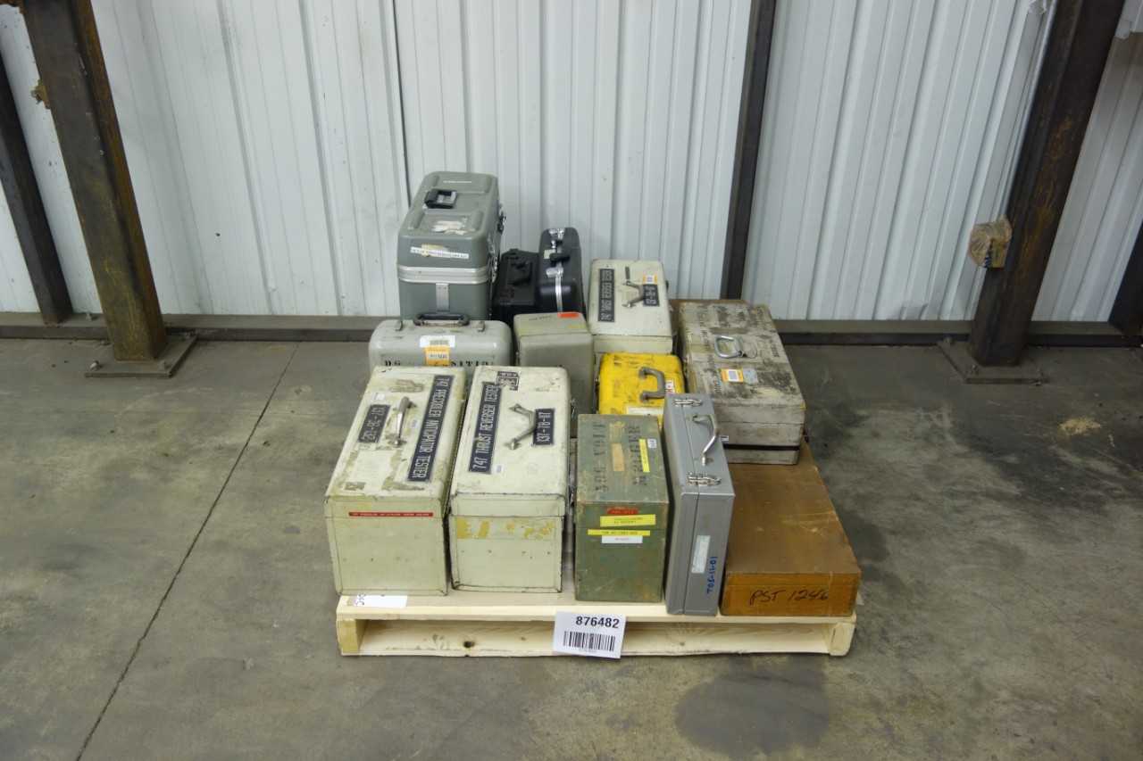 PALLET OF ASSORTED TEST EQUIPMENT - INDUSTRIAL PARTS