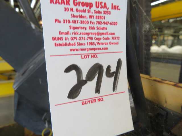 Hyster Model 70 Forklift, 7000 Lb Capacity with rotating forks - MISCELLANEOUS