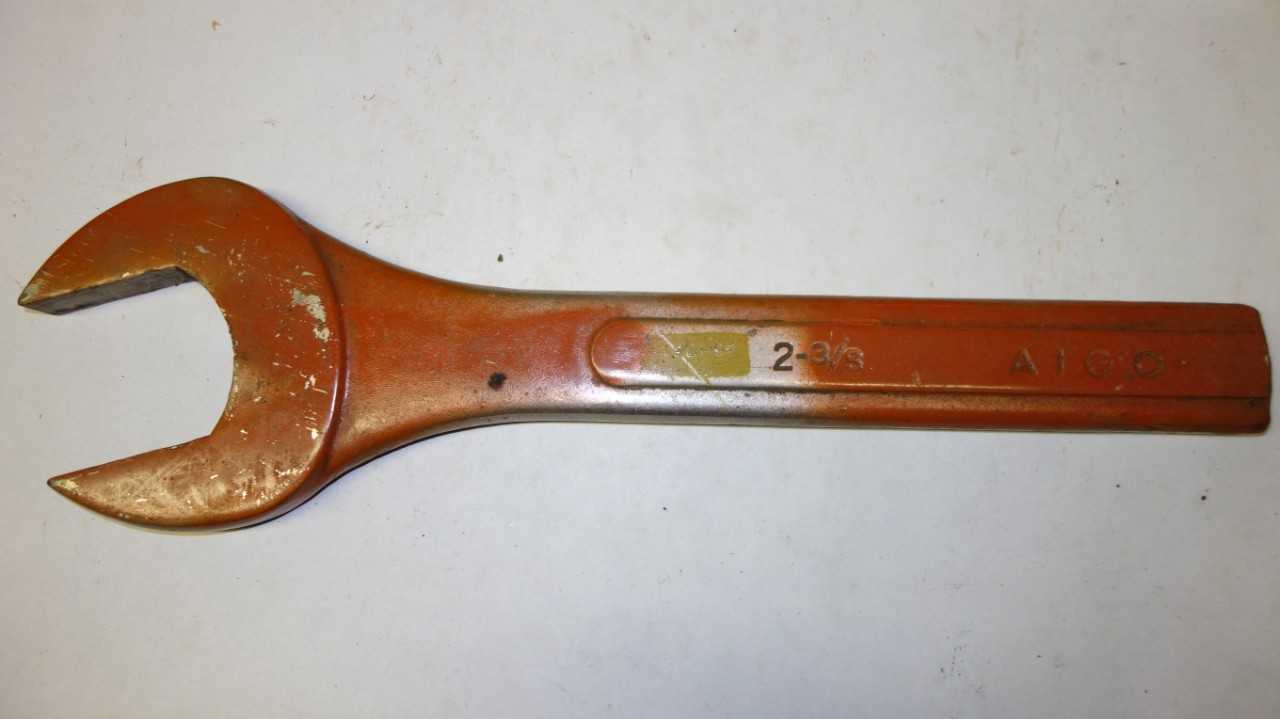 LOT OF 3 ASSORTED OPEN END  WRENCHES - HAND TOOLS