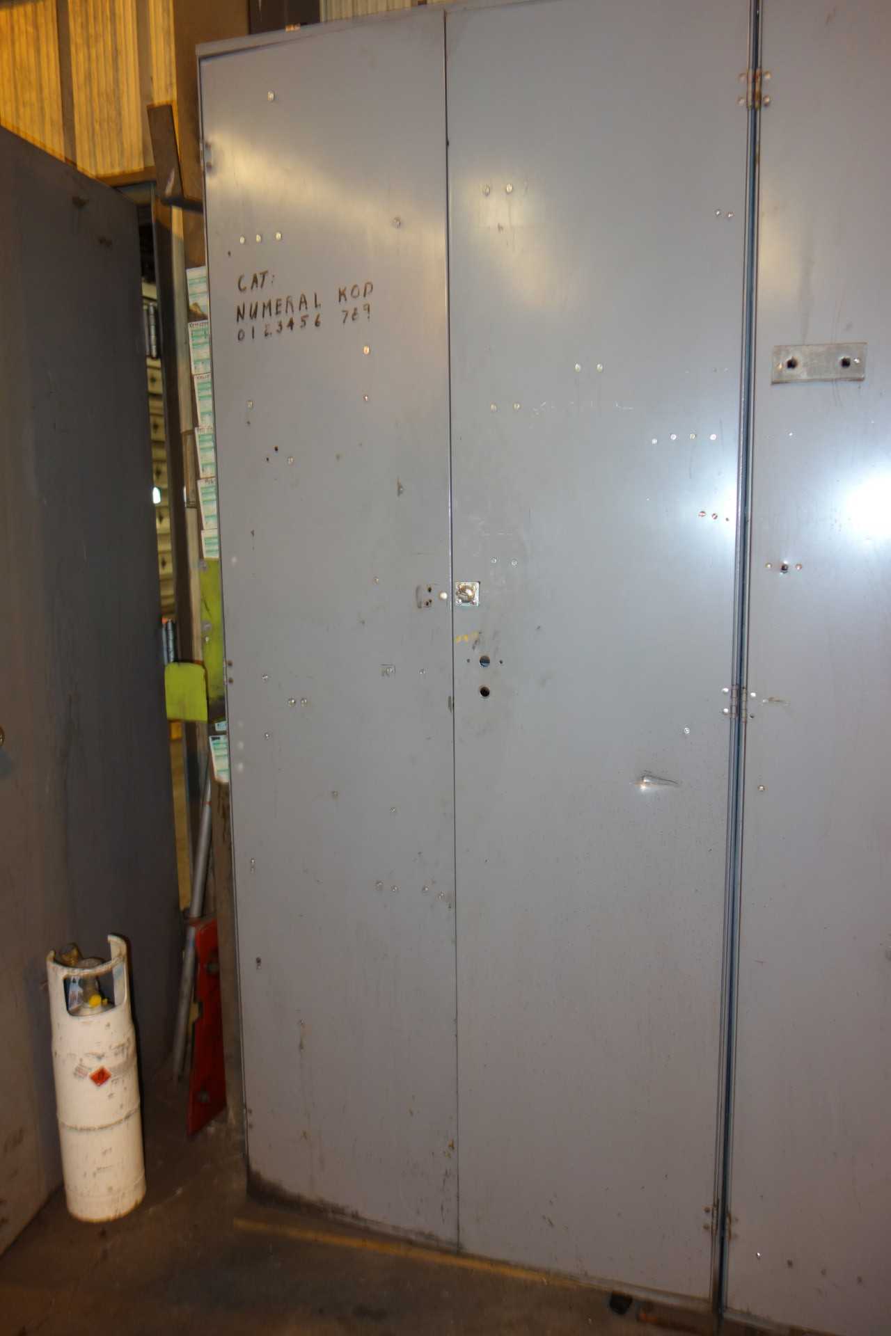 CONTENTS WITH CABINET, HEAVY EQUIPMENT PARTS - SHELVING