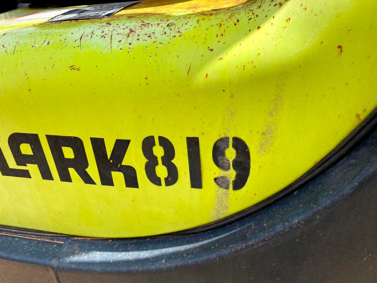 Clark CMP50SD 10000LB Diesel Forklift - FORKLIFTS