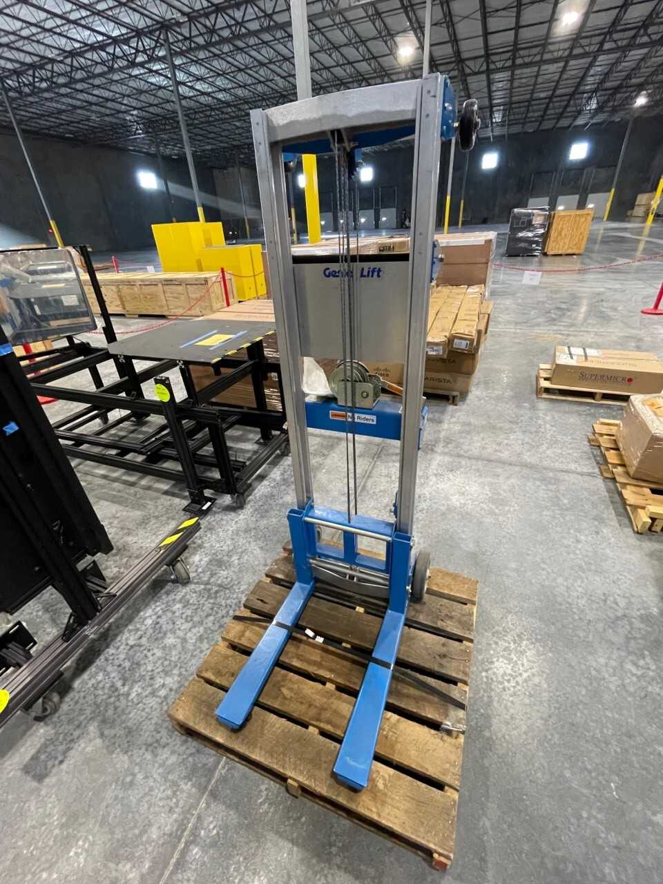 Manual Fork-Over Stacker 500lb Cap. (2490954) St. Louis - MATERIAL HANDLING