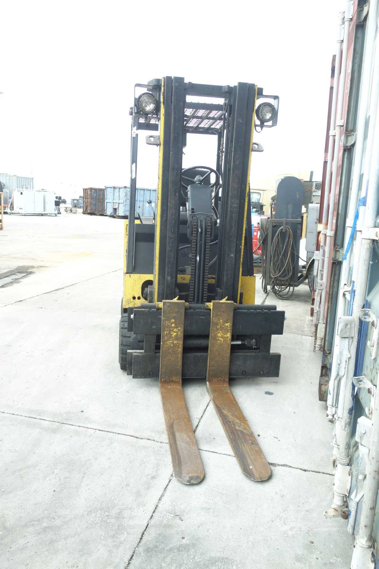 YALE ERC060RAN36SE083 ELECTRIC FORK TRUCK - FORKLIFTS