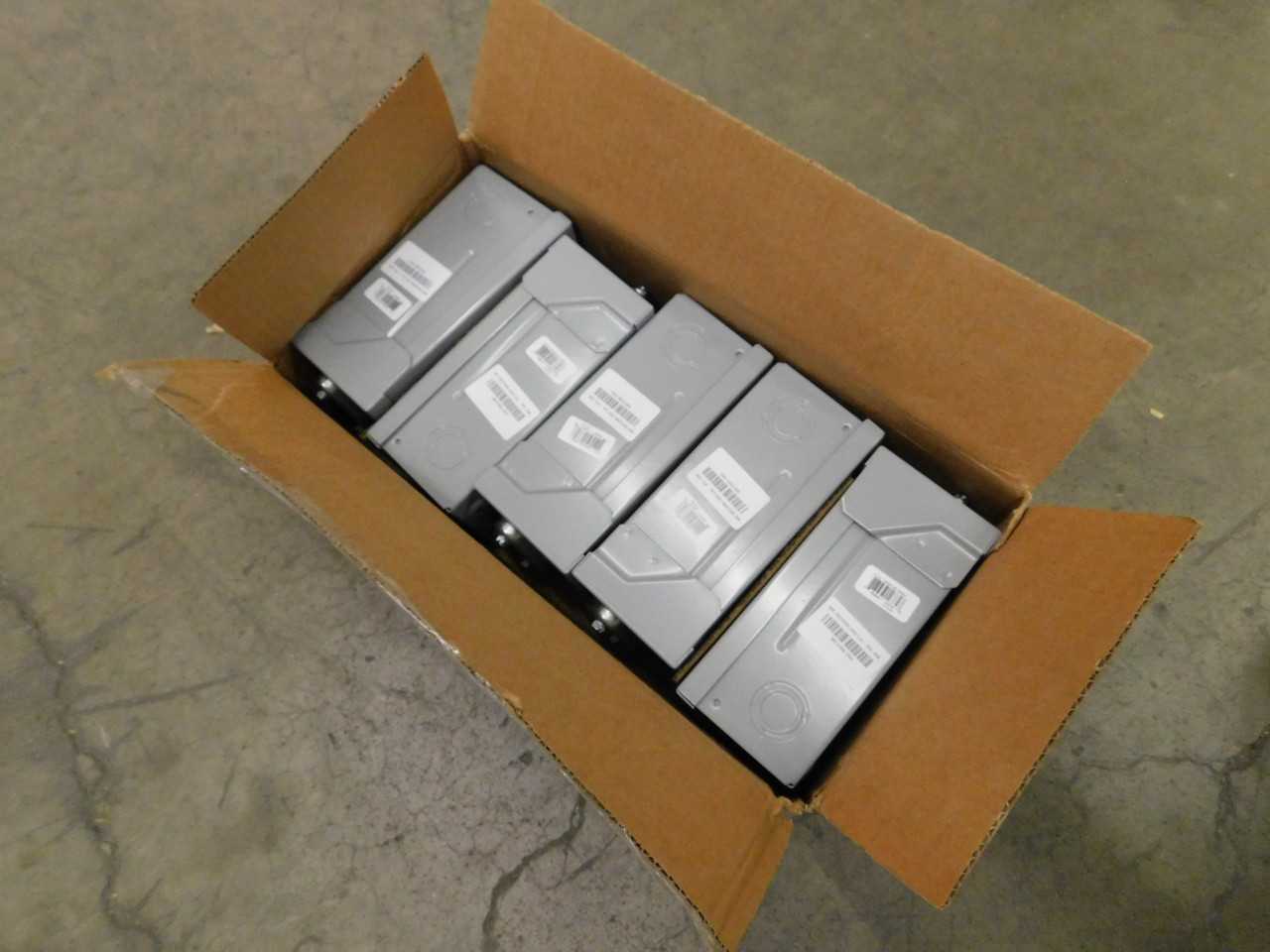 Lot of 1 Disconnect Switch, 1 Load Center - DISCONNECT SWITCHES