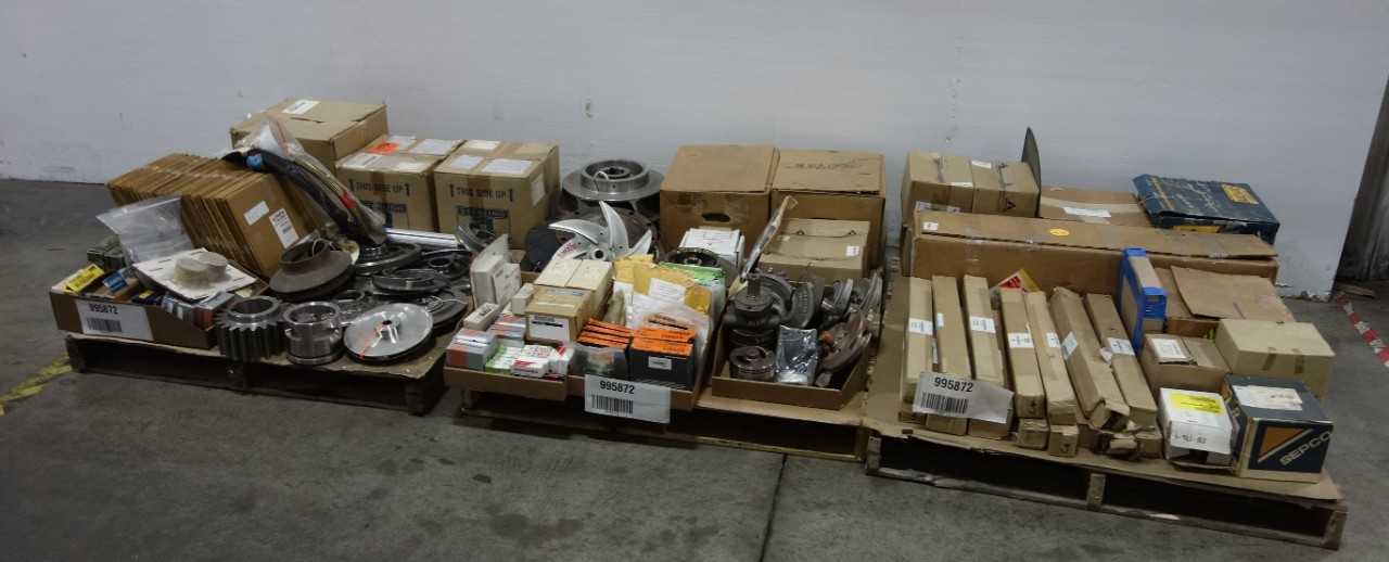 3 PALLETS OF ASSORTED PUMP PARTS AND ACCESSORIES - PUMPS