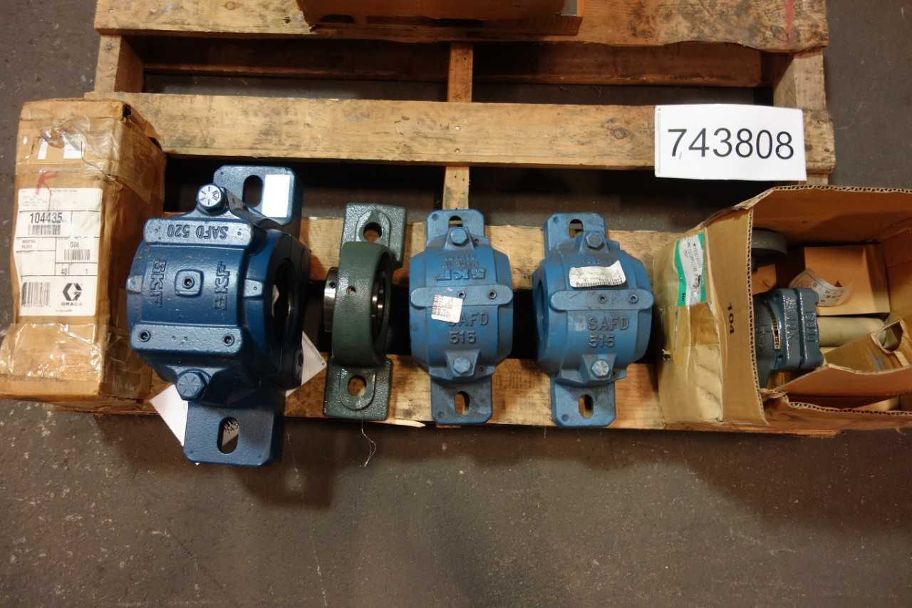 LOT OF ASSORTED PILLOW BLOCK BEARINGS- SKF, NTN - BEARINGS