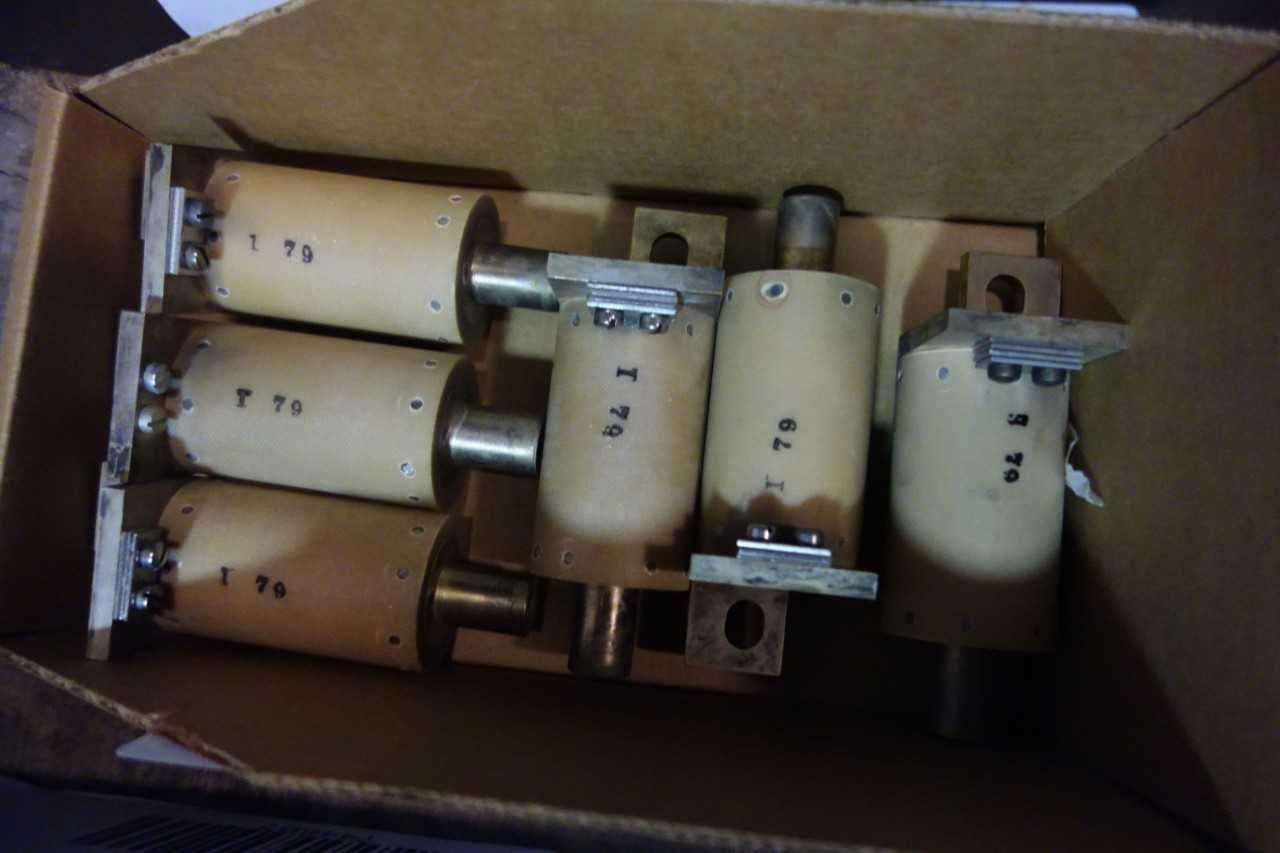 LOT OF 6 SHAWMUT A4X400-176MA AMP-TRAP 176MA OTHER FUSE - INDUSTRIAL PARTS