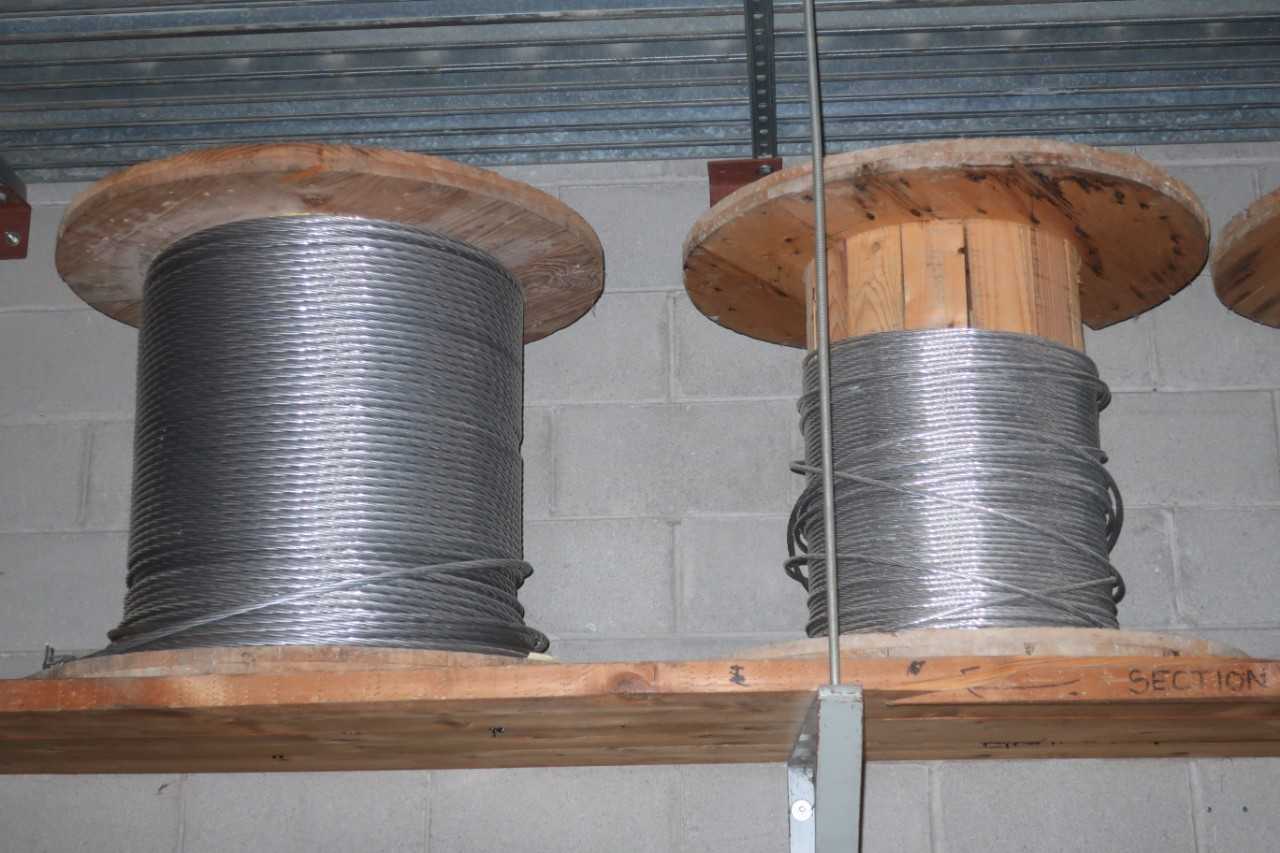LOT OF 6 SPOOLS OF ASSORTED ACSR CABLE WIRE - MATERIAL HANDLING