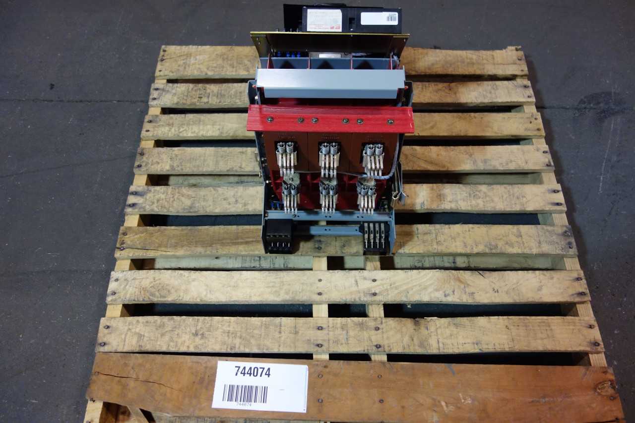 ITE K-600 POWER 600A AMP AIR CIRCUIT BREAKER - CIRCUIT BREAKERS