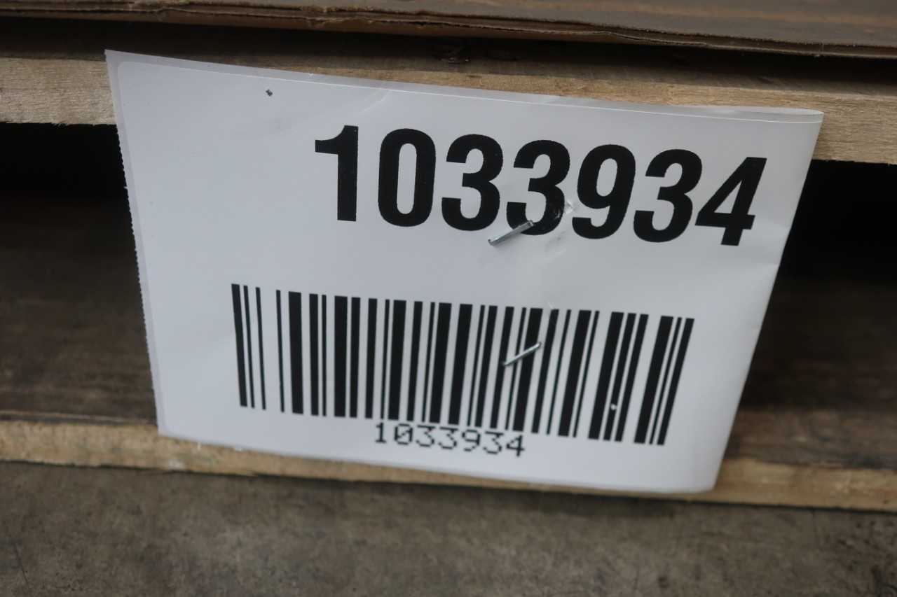 PALLET OF ASSORTED CENTRIFUGAL PUMPS AND HOUSINGS - CENTRIFUGAL PUMP