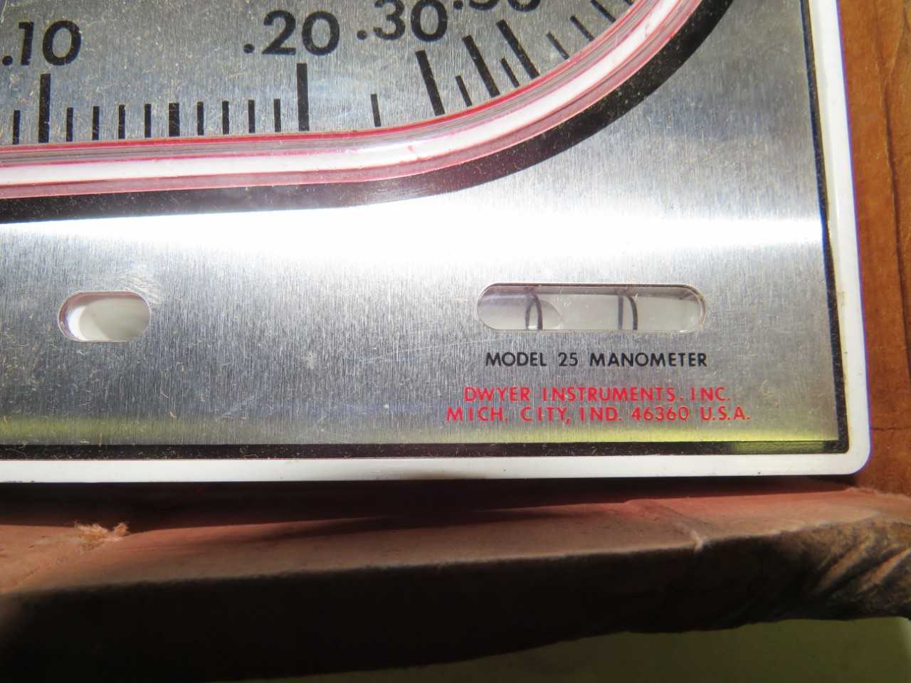 DWYER MARK 2 MODEL 25 MANOMETER - ELECTRICAL COMPONENTS