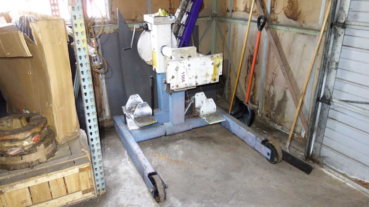OTC WELDING POSITIONER - WELDING EQUIPMENT