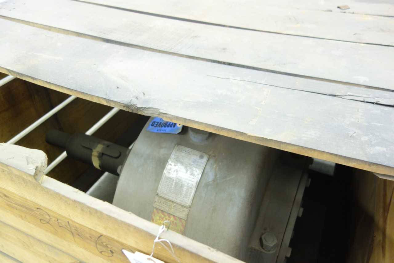 LUFKIN D2500 SERIES GEAR REDUCER - GEAR REDUCERS
