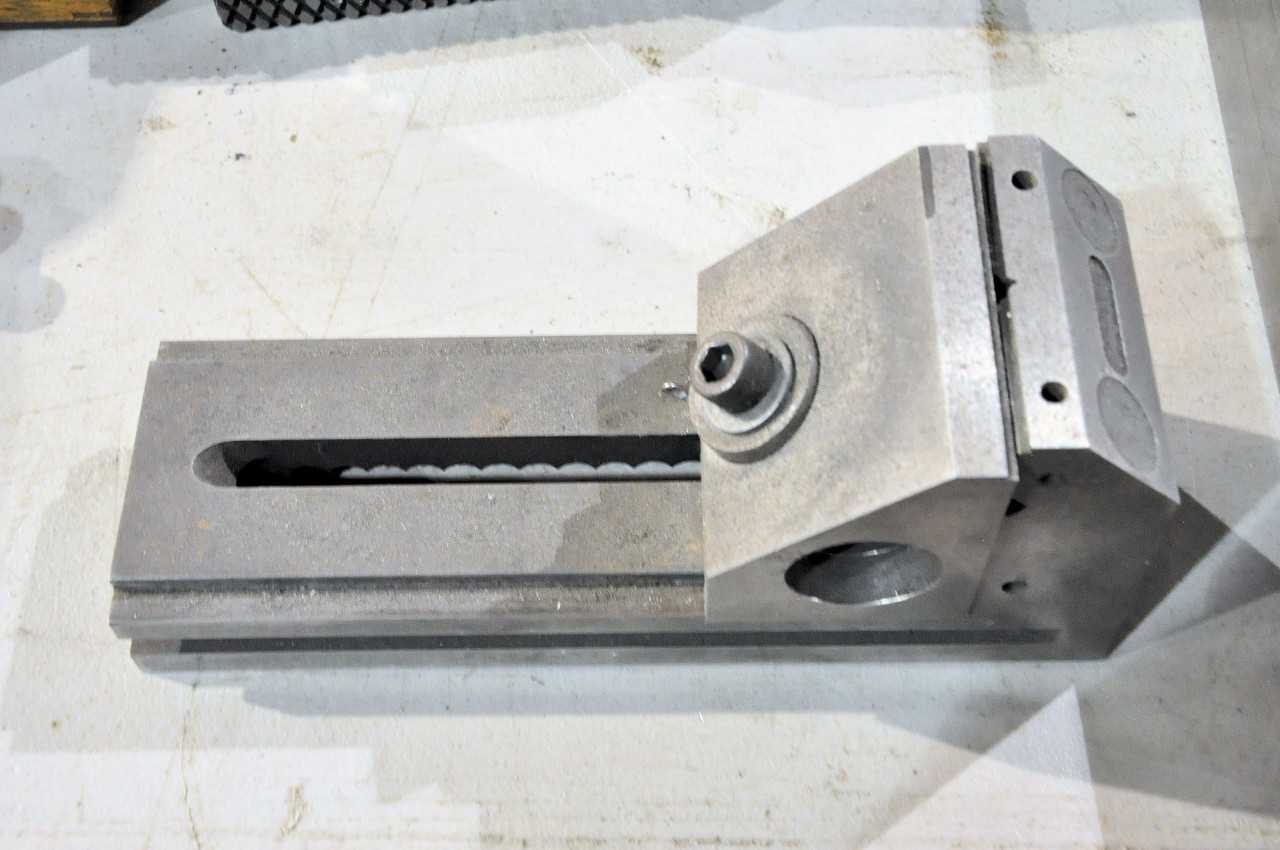 Vises - ELECTRIC POWER TOOLS