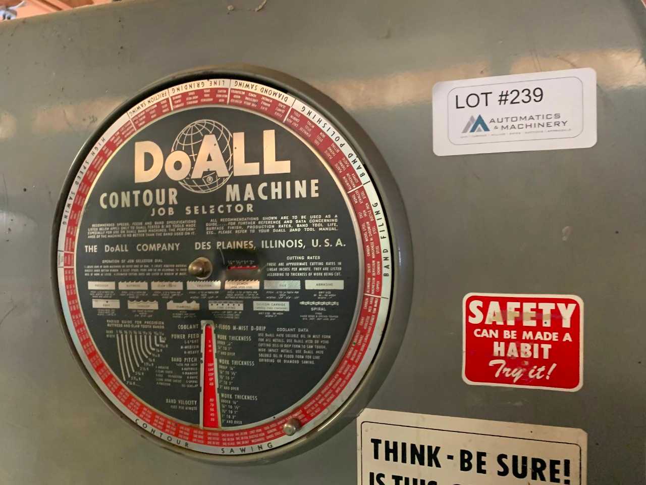 DoAll 3016-U Vertical Band Saw - METAL SAWS