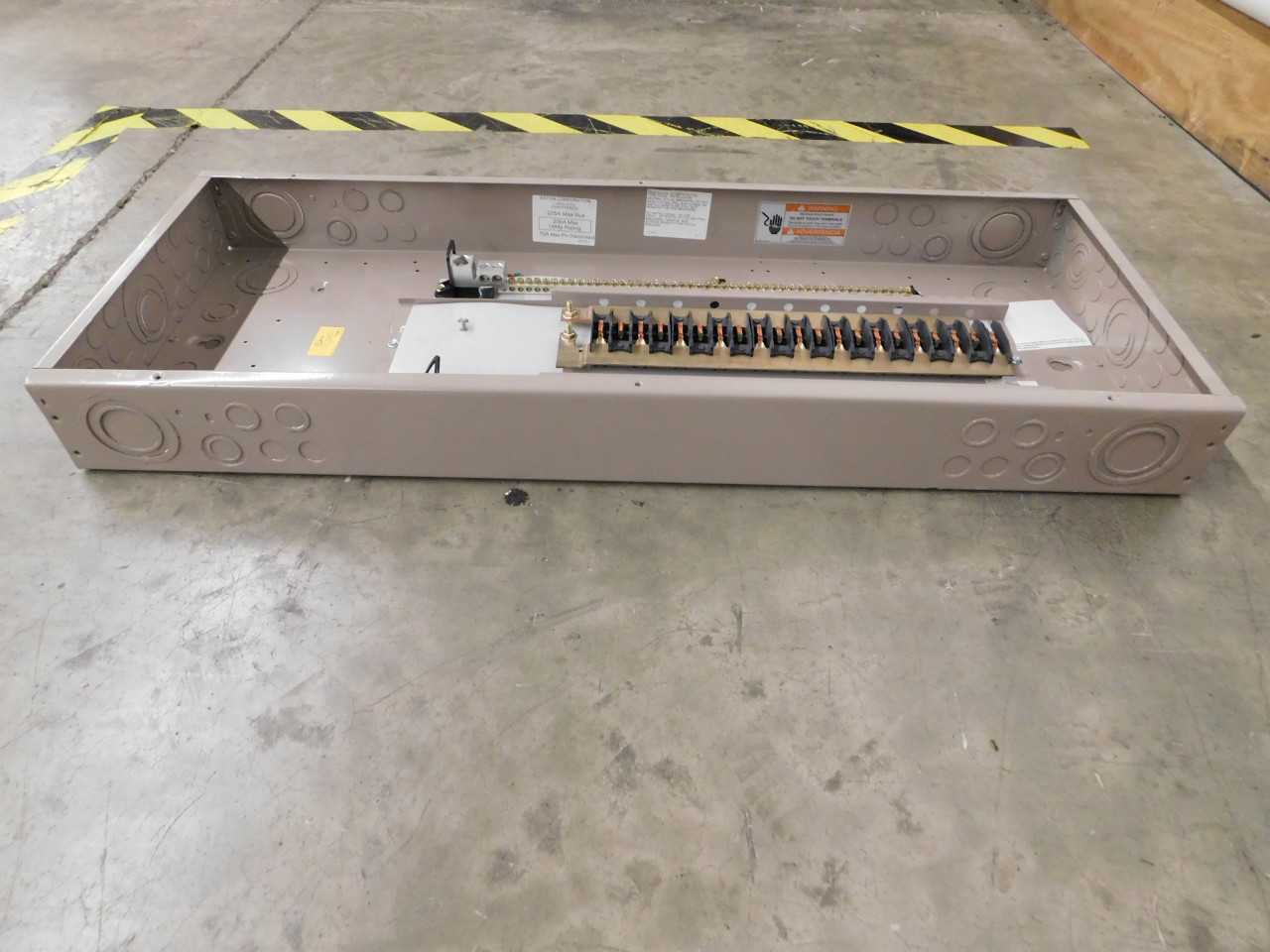 Lot of Quantity 1x CH42PVPN200 200A Main Breaker Loadcenter - ELECTRICAL PARTS