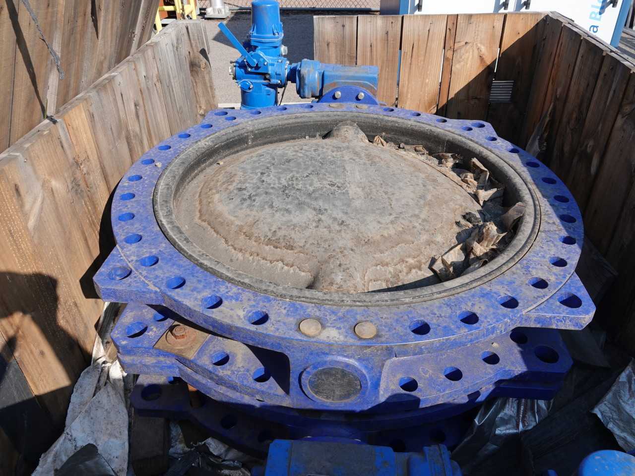 Amri Mammouth KSB Butterfly Valve Large DN 1050 PN-20 w/Flowserve Actuator - VALVES