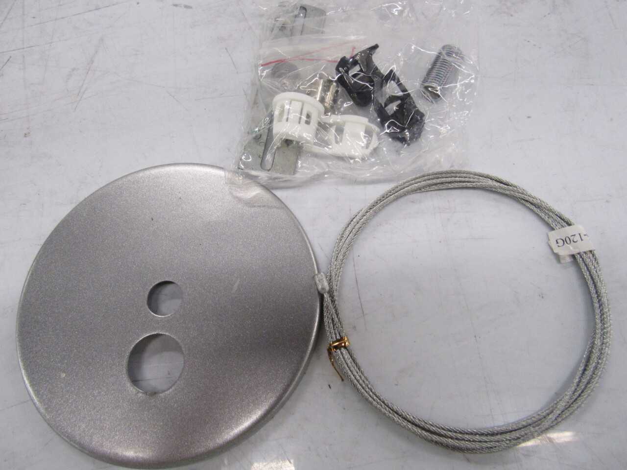 Quantity of 61x PT/CD120 Lights - LIGHTING