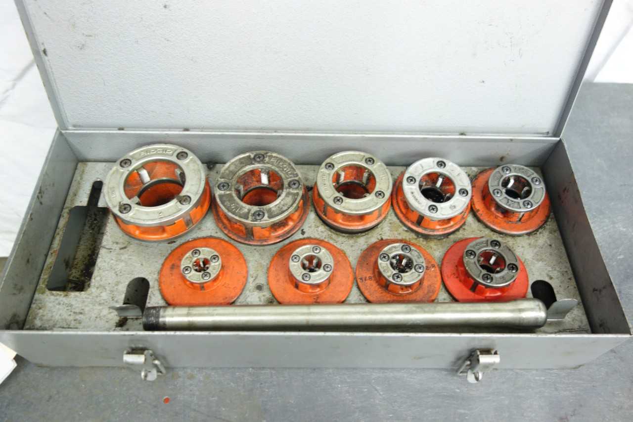 RIDGID RATCHETING MANUAL THREADER SET, 1/8 IN - 2 IN - HAND TOOLS