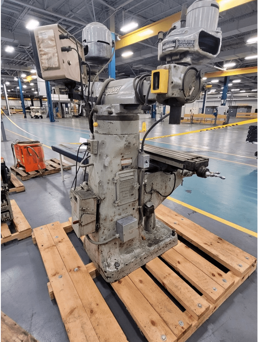 Milling Machine (2536321) - CNC MACHINING CENTERS