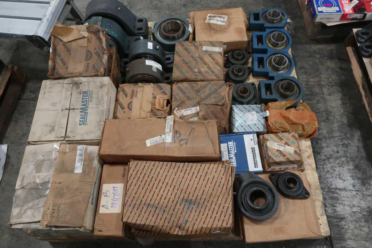 1 PALLET OF ASSORTED BEARINGS - BEARINGS