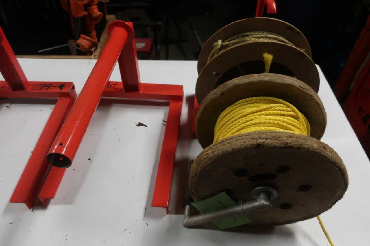 LOT OF 5 ASSORTED GREENLEE ROPE STAND W/ 2X ROPE WHEEL - ELECTRIC POWER TOOLS