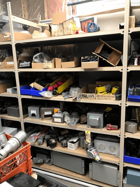 Assorted Lot of Electrical Controls (7) - AUTOMATION & CONTROLS Assorted Lot of Electrical Controls (7) - AUTOMATION & CONTROLS