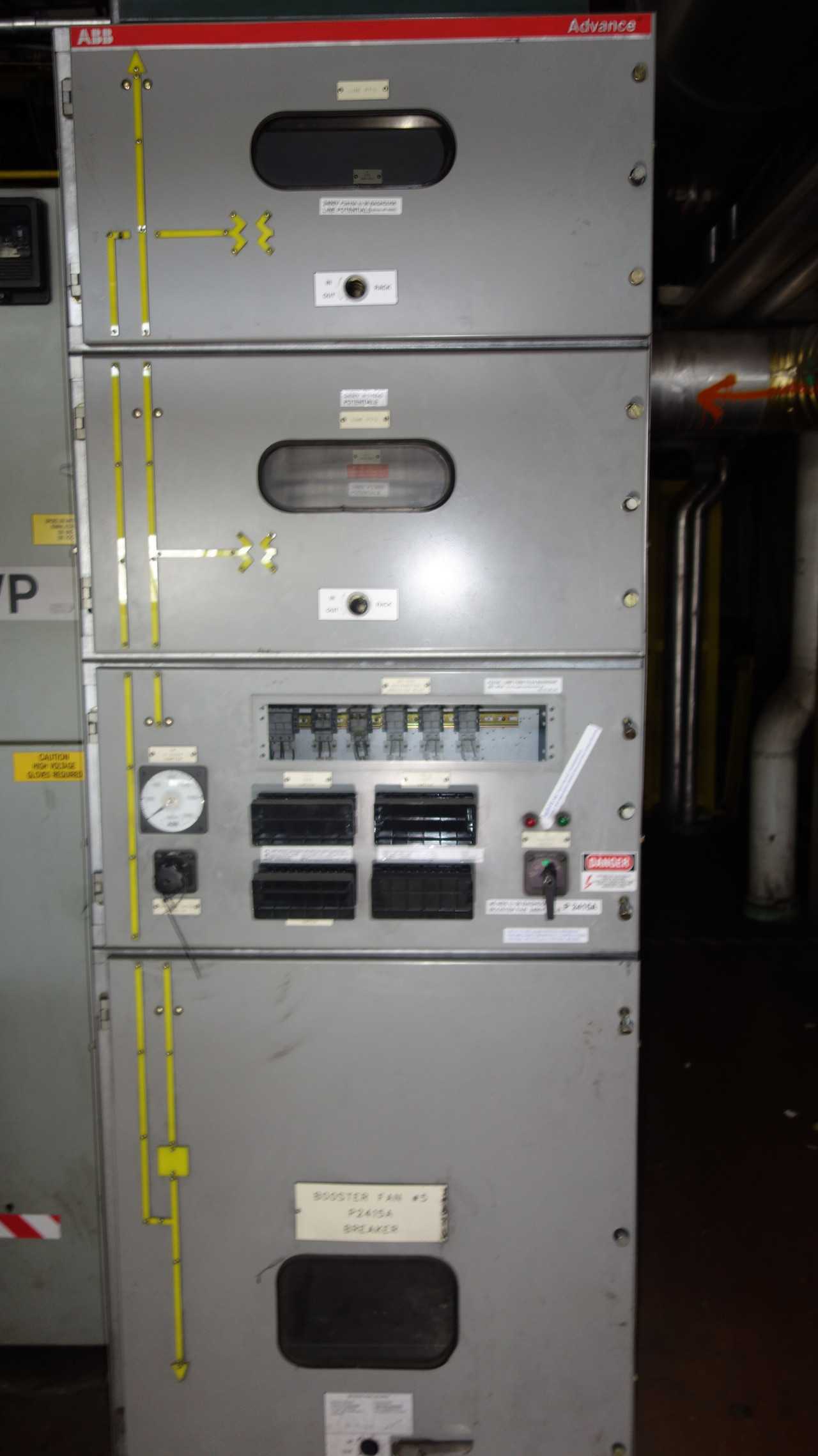 5X VERTICAL SECTIONS OF ABB ADVAC SWITCHGEAR PANELS - AUTOMATION & CONTROLS