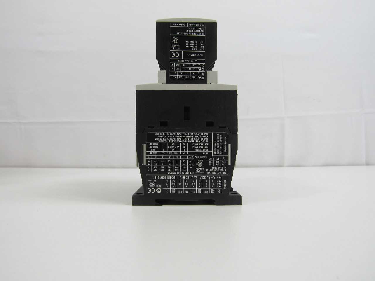 Quantity of 3x XTCR009B21T Contactors - CONTACTORS