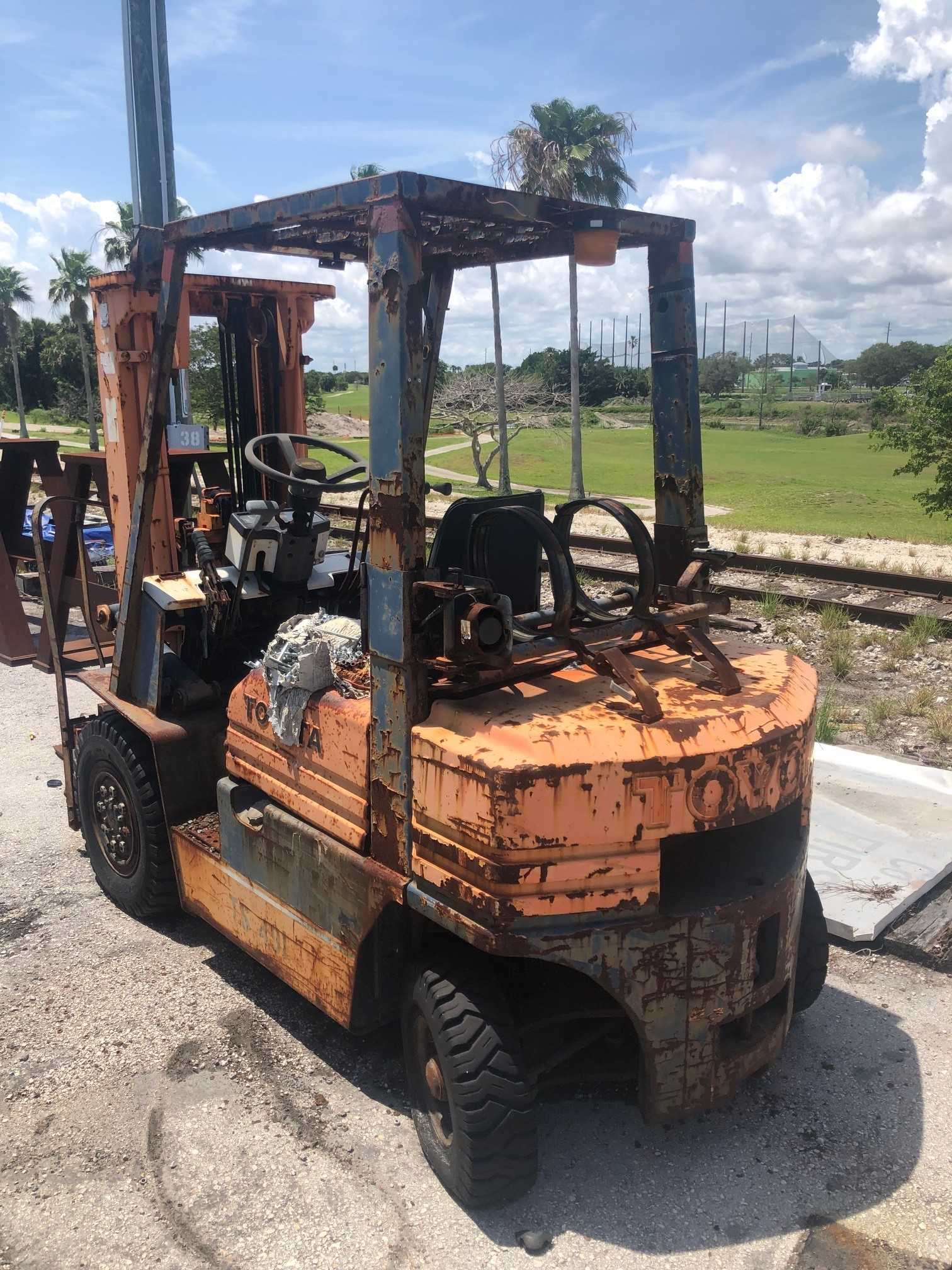 1995 Toyota 42-5FG20 Forklift - FORKLIFTS