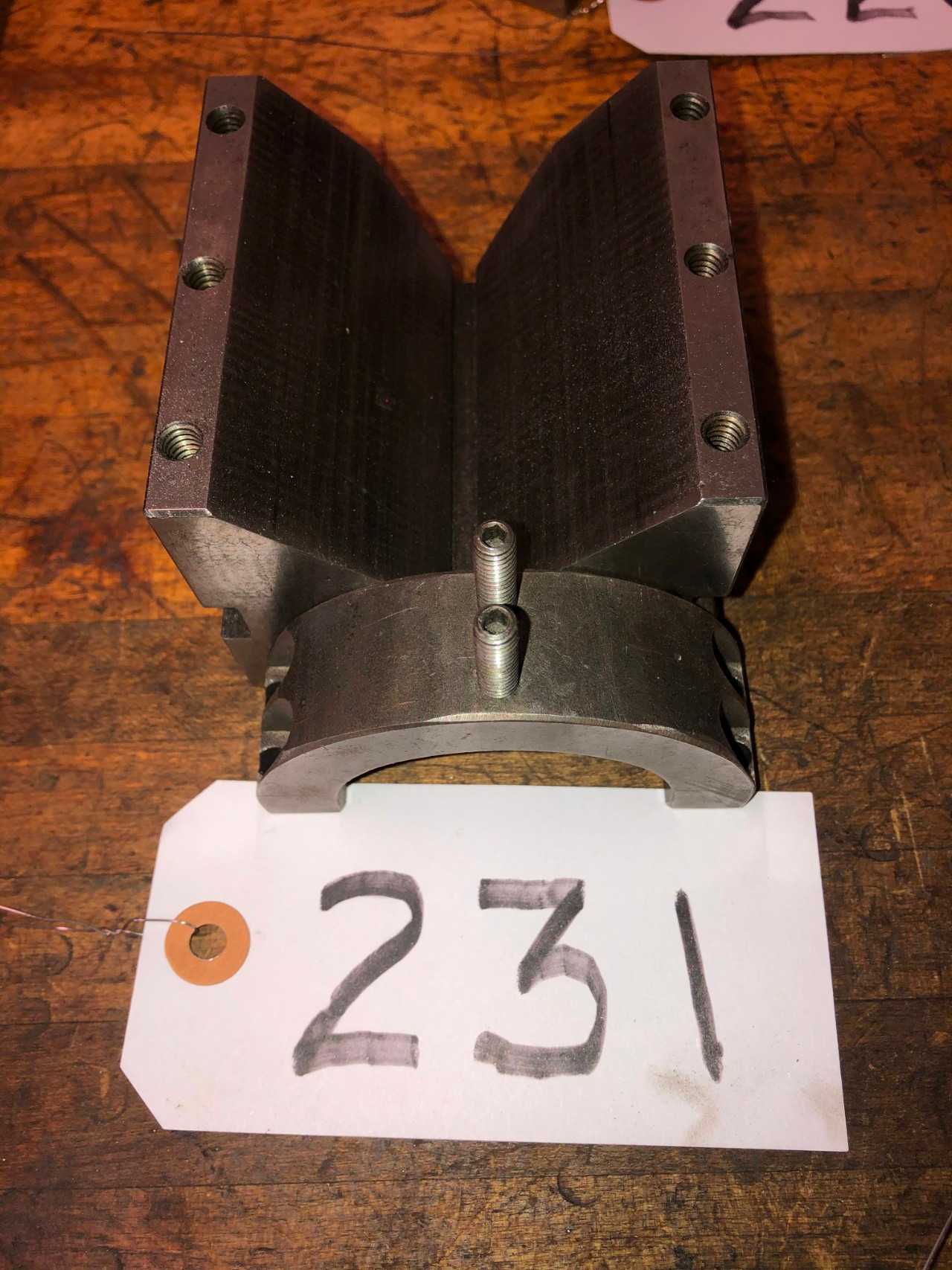 1 V-Block - INDUSTRIAL PARTS