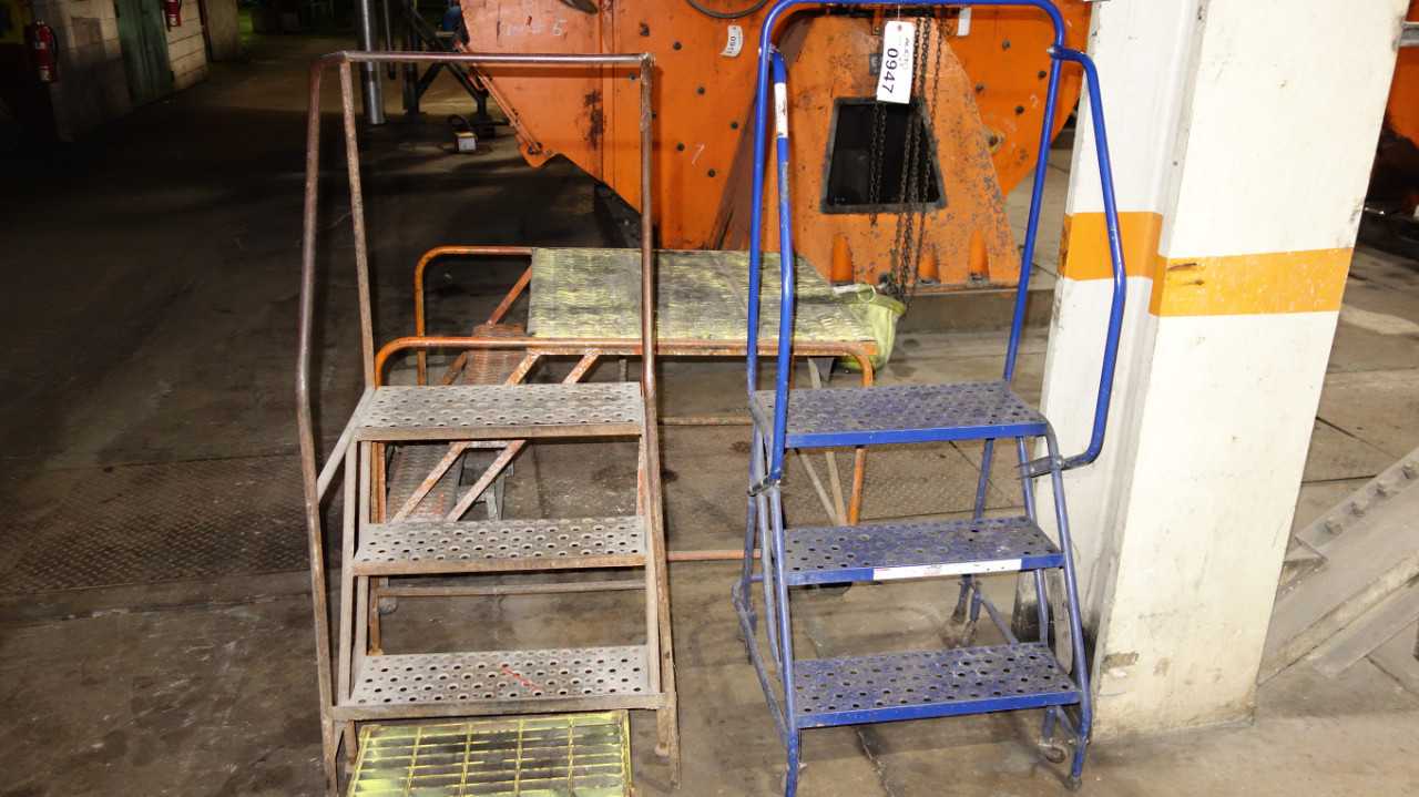 LOT OF 3 ROLLING STEP LADDERS - MISCELLANEOUS