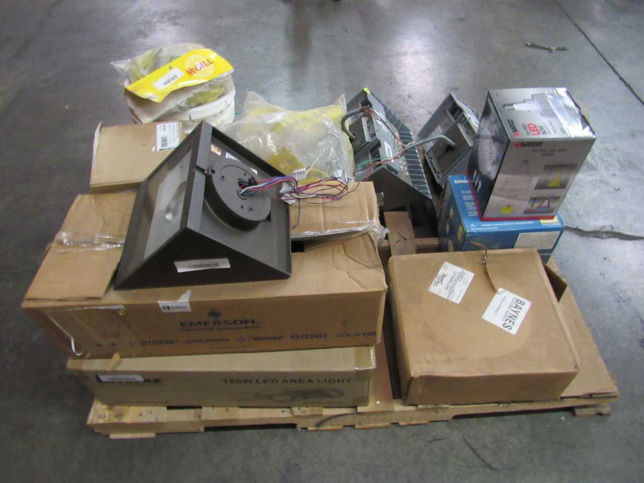 Pallet of 19x Assorted Lights, LEDs, Tools, Electrical Conduit/Fittings & Cable/Wire/Cord/Outlet - ELECTRICAL COMPONENTS