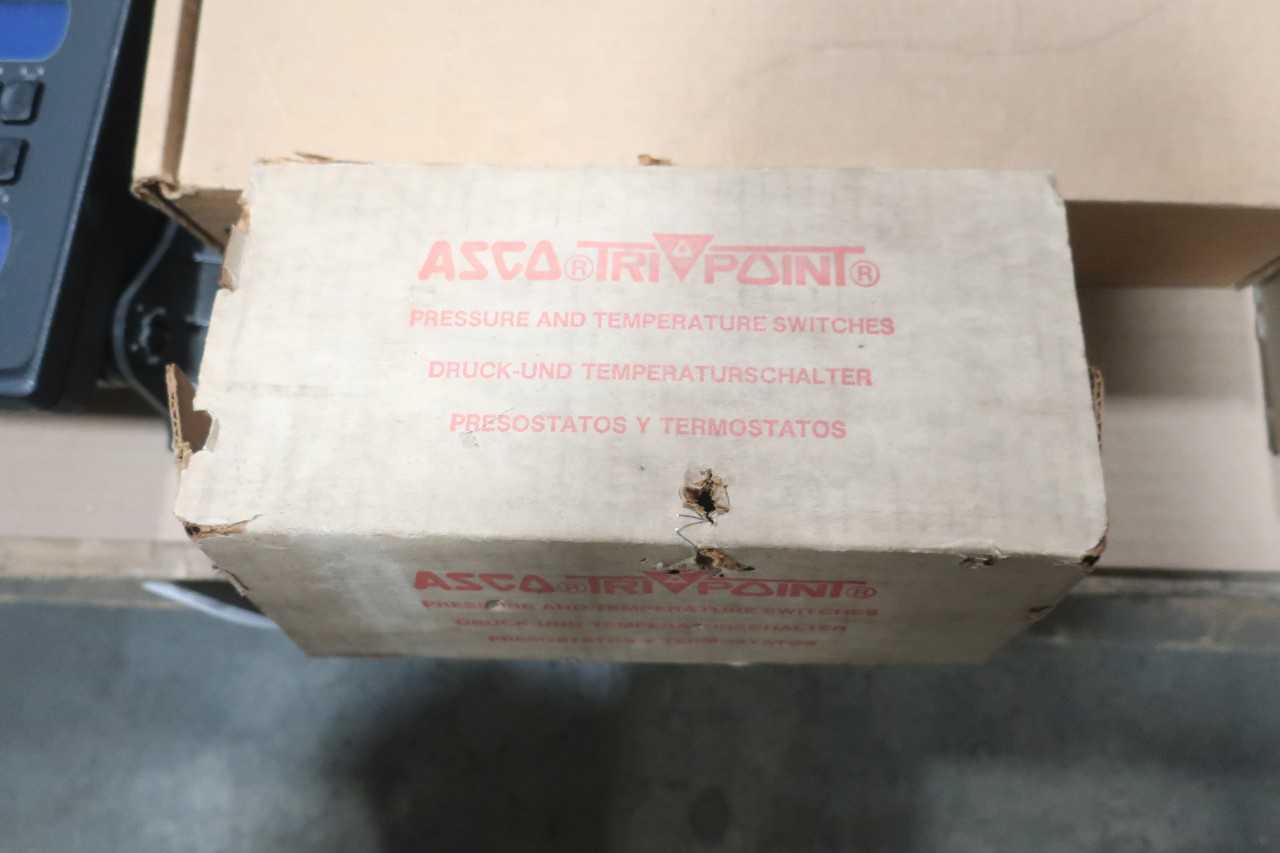 1 PALLET OF ASSORTED ELECTRICAL SWITCH CONTROLS, CHASSIS ASSEMBLY RACK, MODULE CONTROLS, INTERFACE PANELS- BAILEY, YOSHIDA, IPC - AUTOMATION & CONTROLS