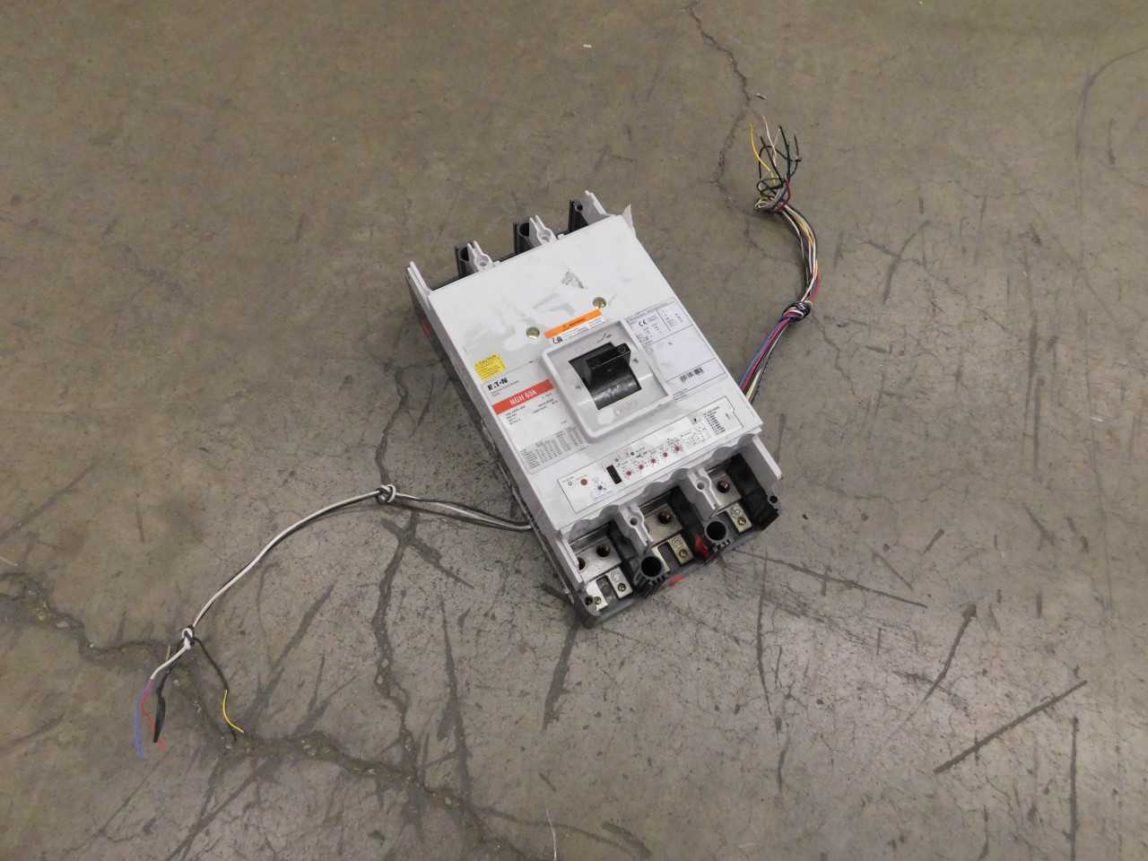 Lot of 1 NGH Breaker - CIRCUIT BREAKERS