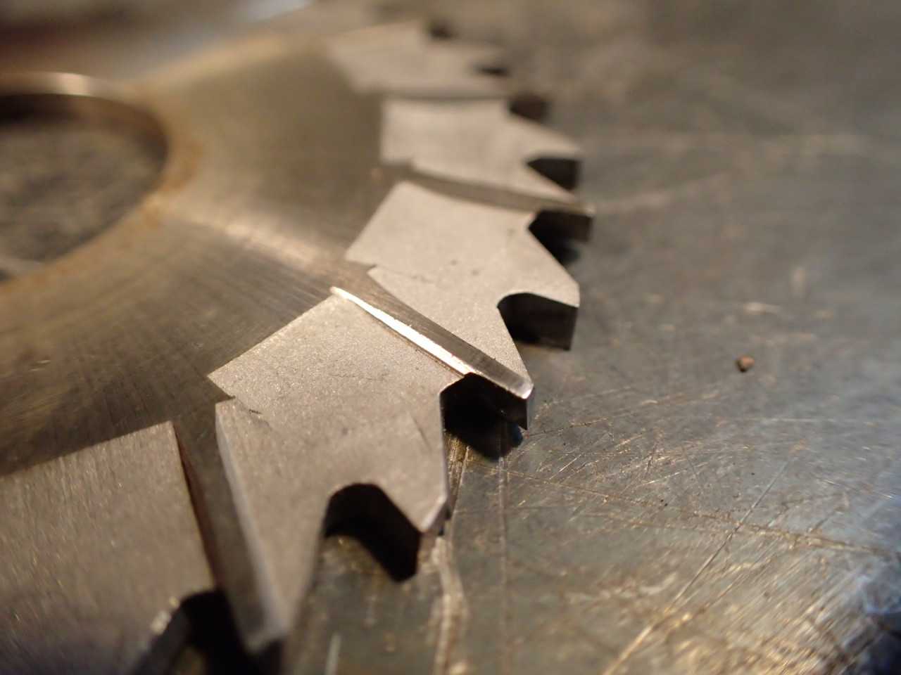 3" OD x 1/8" Staggered Tooth Side Mill Milling Cutter: 1" Horizontal Arbor Hole - MILLING TOOLS