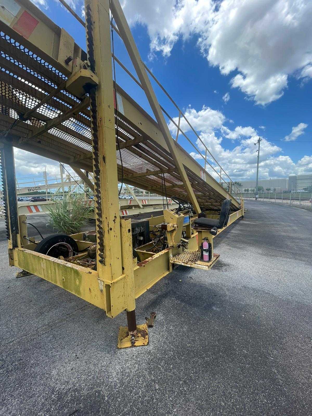 2017 Buck CDSP404M Loader - WHEEL LOADERS