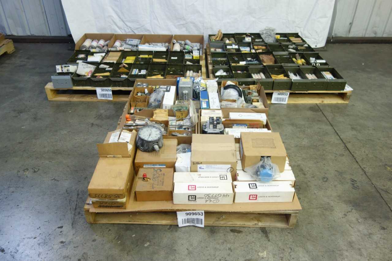 3 PALLETS OF ASSORTED ELECTRICAL CONTROLS - ELECTRICAL COMPONENTS