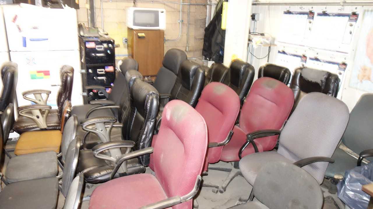 ASSORTED LOT OF OFFICE CHAIRS - PLANT & FACILITY